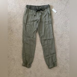 NWT Anthropologie Hei Cargo Pants Moss Green * Extra Small